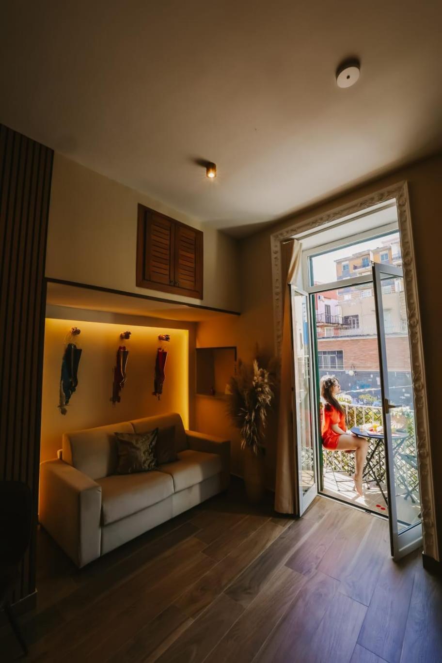 Casamira B&B Napoli Centrale ภายนอก รูปภาพ